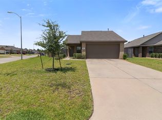 703 Larkspur Shadow Dr, Magnolia, TX 77354