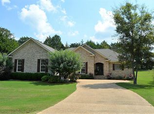 105 Fox View Cir, Guntown, MS 38849