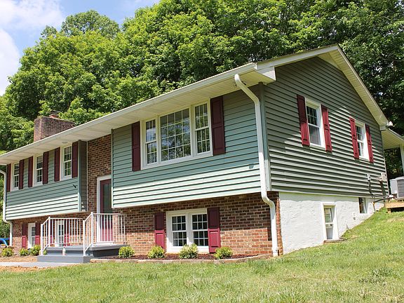 2nd image of 1113 Sugar Hollow Dr