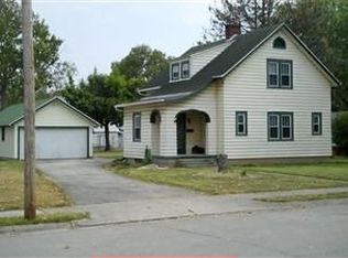 310 S Adams St, New Carlisle, OH 45344