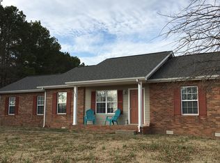 1339 Substation Rd, Pleasant View, TN 37146