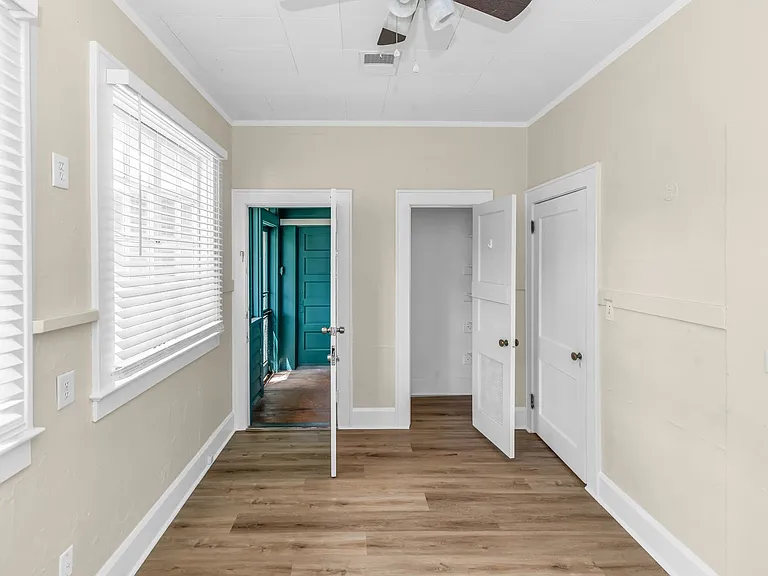 812 Harwood St — Photo 22