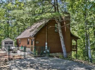 2913 Pine Haven Dr, Sevierville, TN 37862