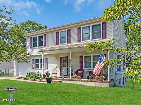 2010 Pine Meadow Avenue, Toms River, NJ 08753