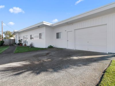 727 11th St, Crescent City, CA, 95531