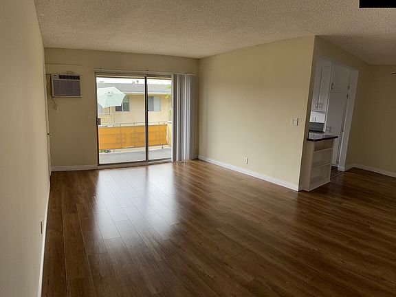 5th image of 500 E Providencia Ave #W