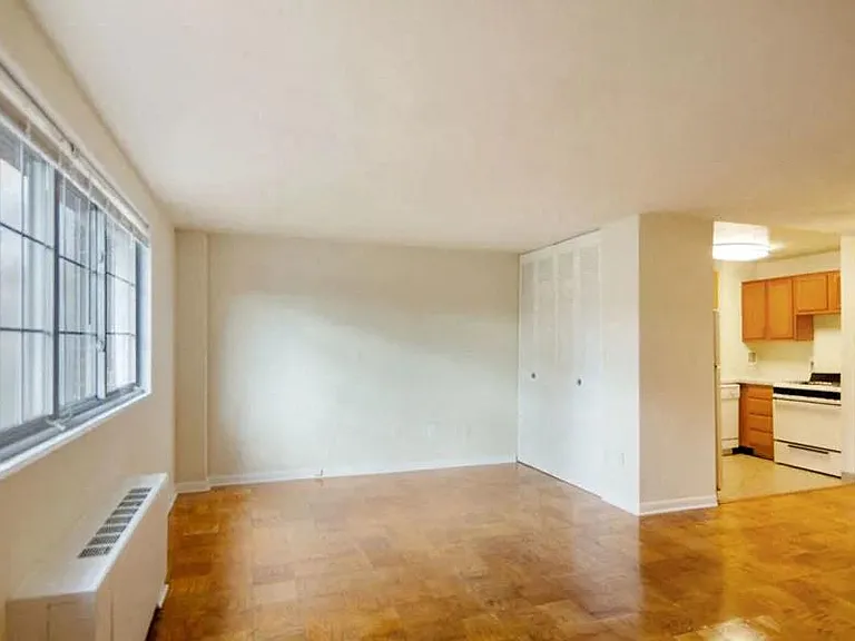 1B Living Room