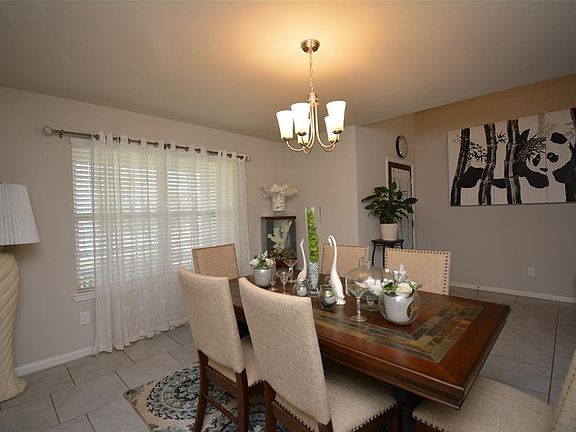 5th image of 18618 Camden Heights Ln
