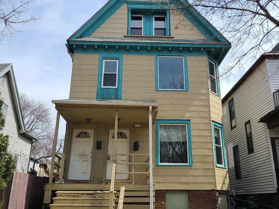 1528 N 34th St #UPPER