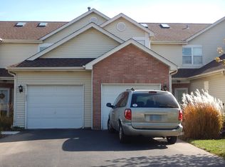 1517 Darien Lake Dr, Darien, IL 60561