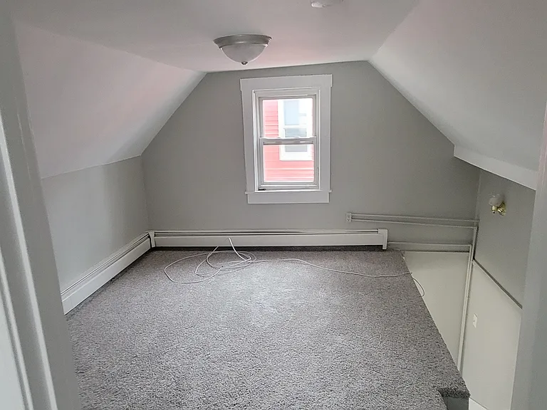 34 E Main St — Photo 4