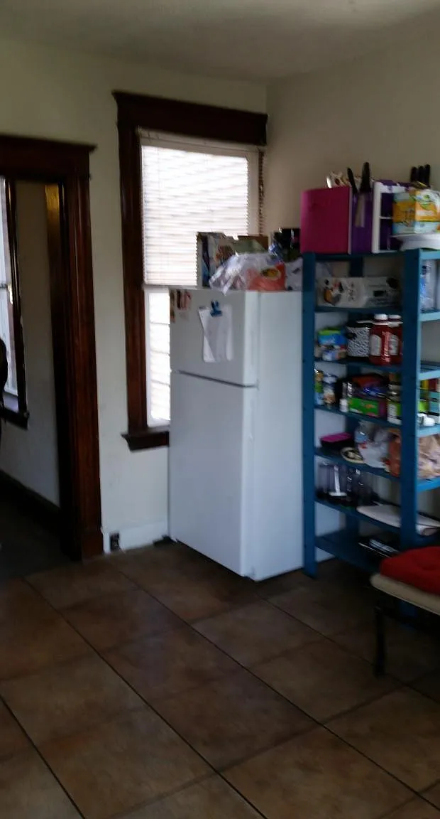 249 W Mcmillan Street — Photo 3