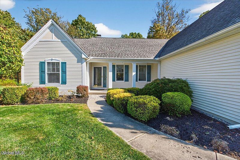 5th image of 19 Highview Way