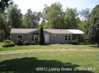 9245 Indian Bluff Rd NE, Georgetown, IN 47122
