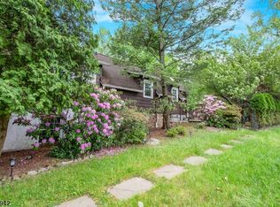 24 Old Eagle Rock Ave, Roseland, NJ 07068