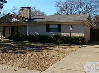 13821 Stonemoss Dr, Dallas, TX 75240