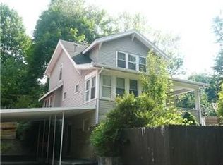 794 Edgewood Rd, Sharon, PA 16146