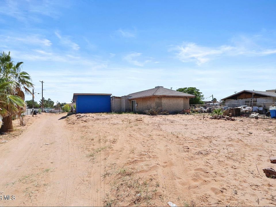 1st image of 3630 Vista Del Este St