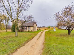 354 Lake Drive Rd, Edgerton, WI 53534