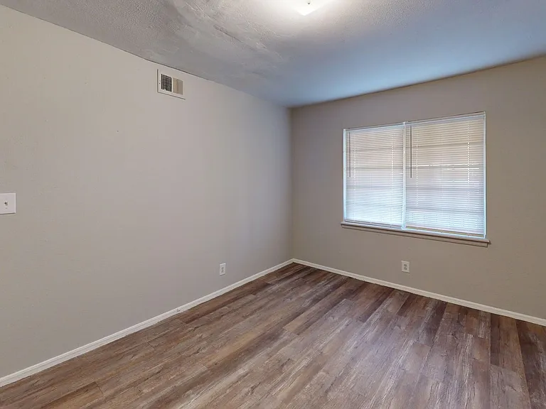 Autumn Ridge Apartments — Photo 19