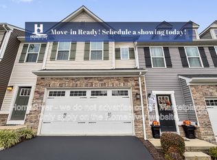 1423 Deer Creek Crossing Dr, Canonsburg, PA 15317