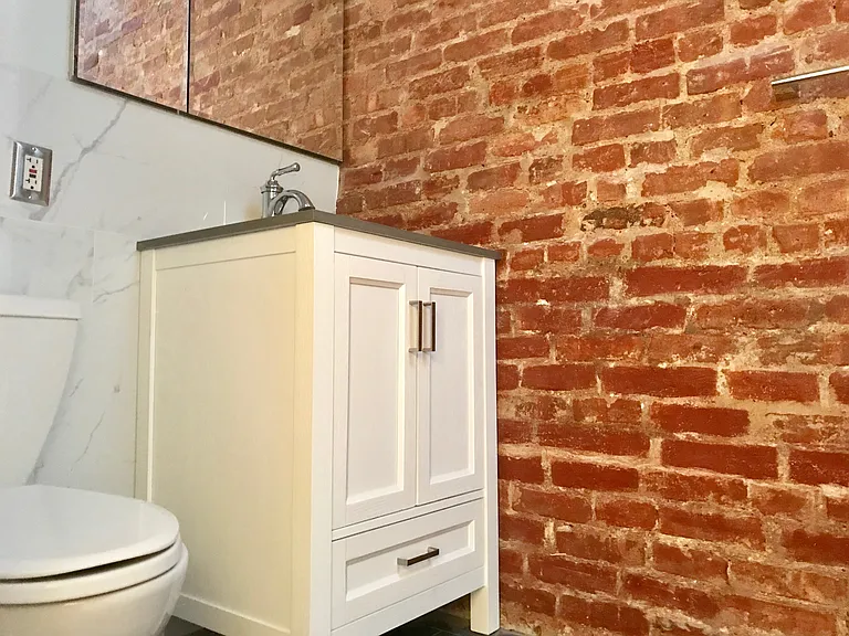 58 E 32nd St #2 — Photo 9