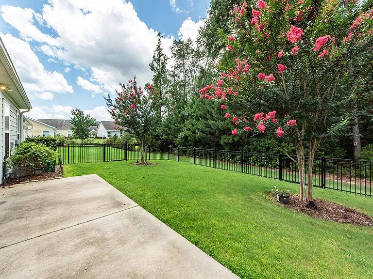 6015 Wild Azalea Rd — Photo 46