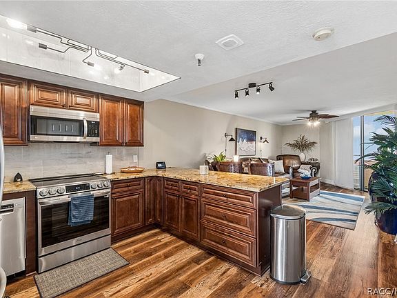 3rd image of 6009 Sea Ranch Dr Unit 503