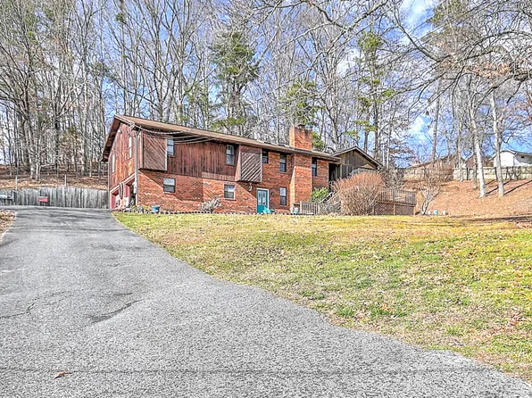 1711 Myron St, Kingsport, TN 37660