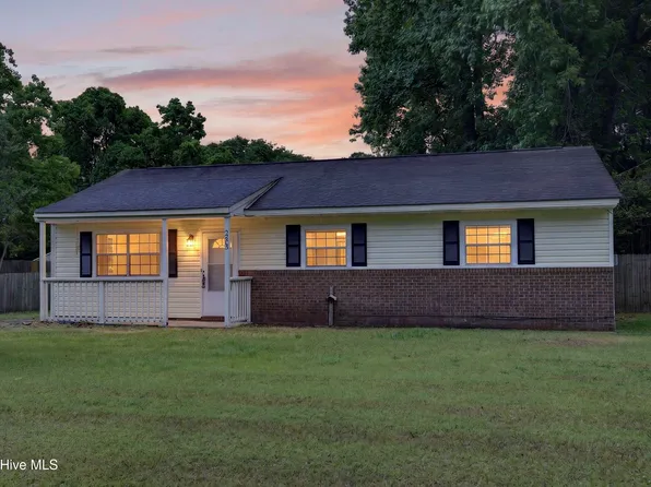 233 Brighton Road, Wilmington, NC 28409