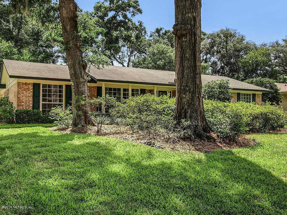 2832 Paces Ferry Rd W Orange-002-003-Fro