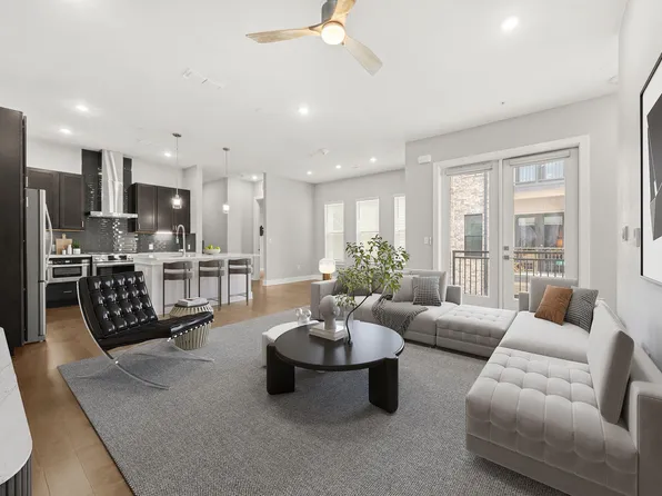 4325 Jackson Ave #2202, Austin, TX 78731