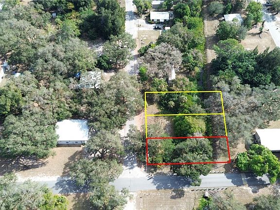 3rd image of 871 Caloosahatchee Ave