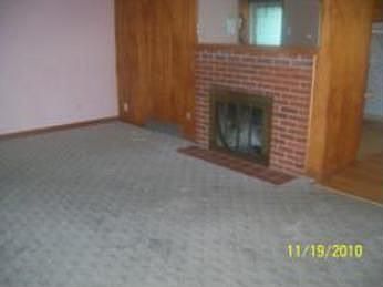 3rd image of 3584 Heywood Dr