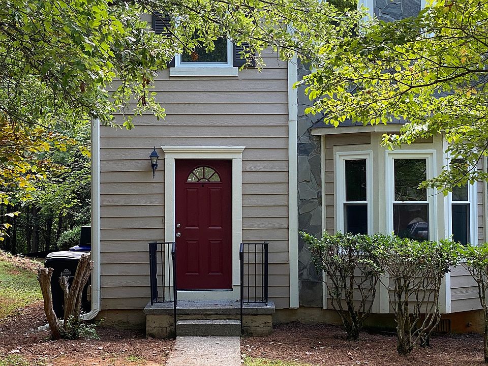 1st image of 168 Willow Stream Ct