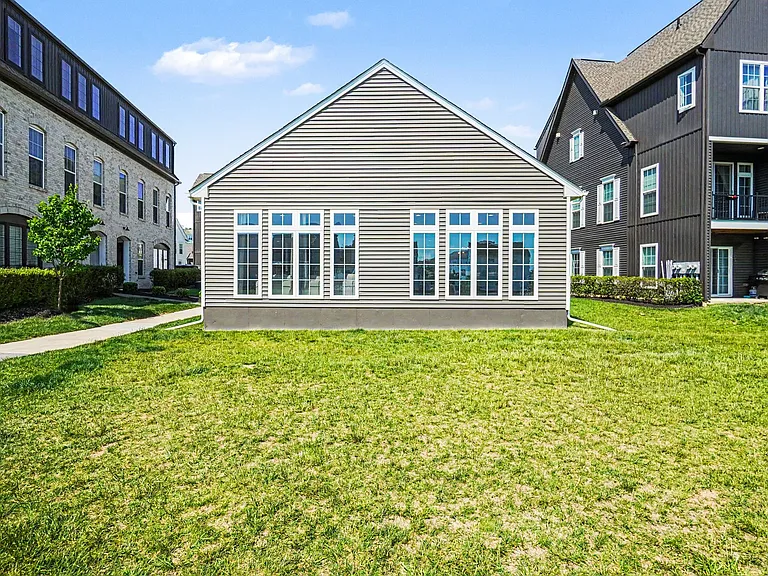1318 Revival Dr — Photo 44