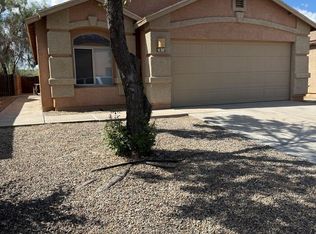 7816 S Hidden Places Loop, Tucson, AZ 85706