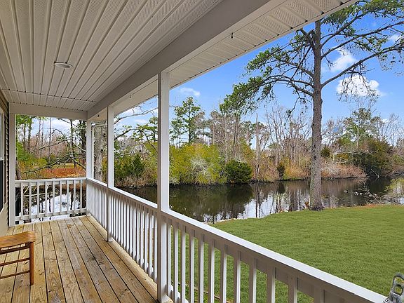 3rd image of 6448 Arbor Ln