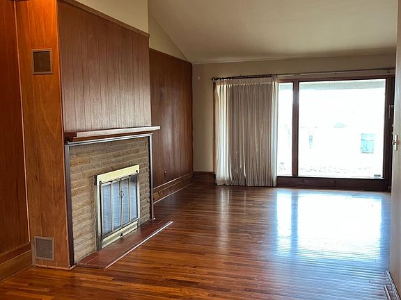 2nd image of 76 Orchard Park