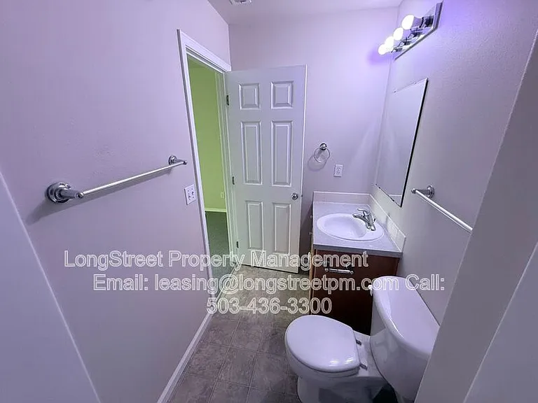 1825 SW Easy St — Photo 22