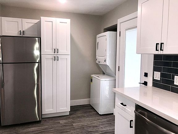 3rd image of 521 W Maryland Ave APT 1