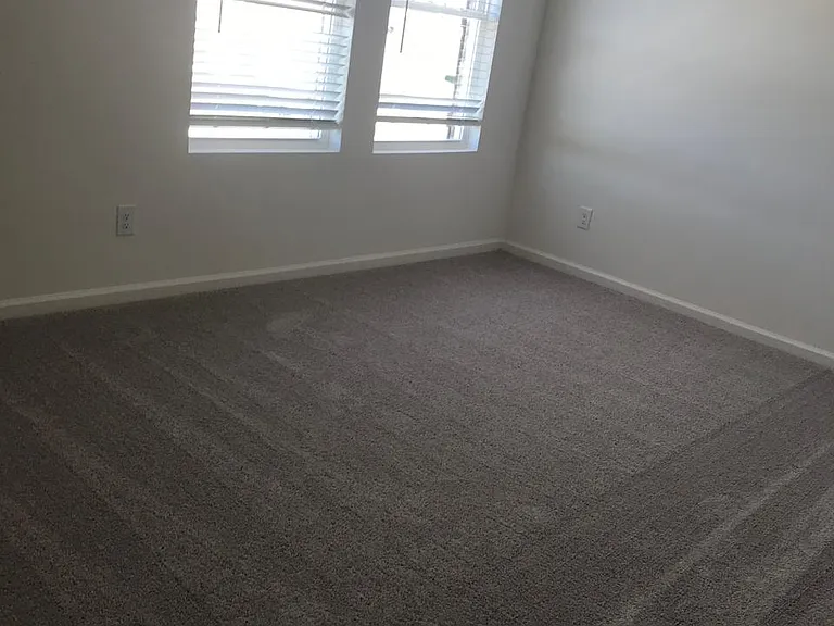 203 Bradford Dr — Photo 33