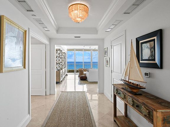 4th image of 5050 N Ocean Dr APT 402