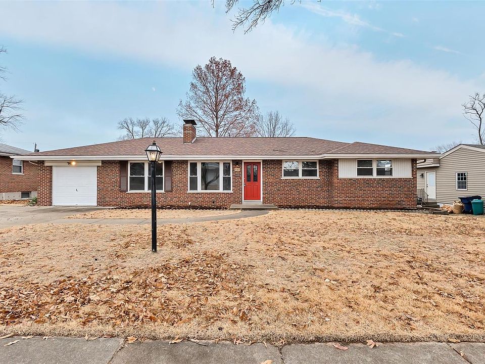 1st image of 849 Cernicek Ln