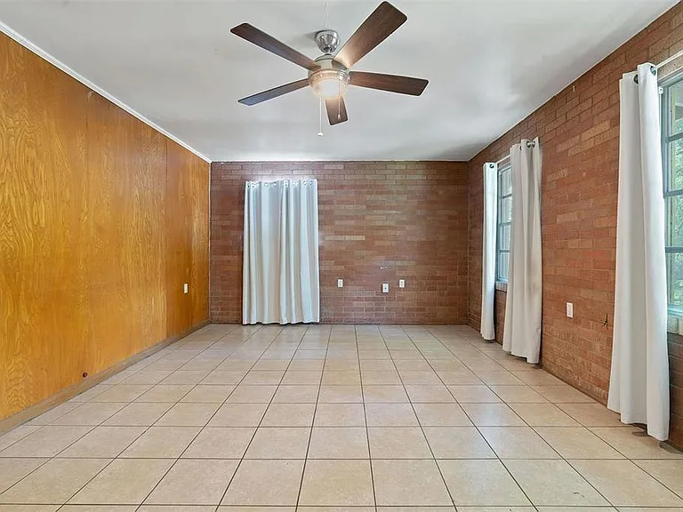 2205 Alta Vista Ave #2205 — Photo 6