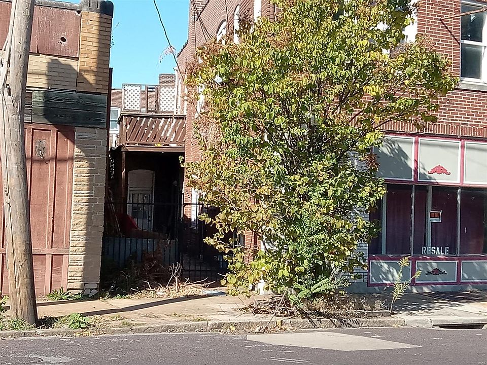 2nd image of 5427 S Virginia Ave