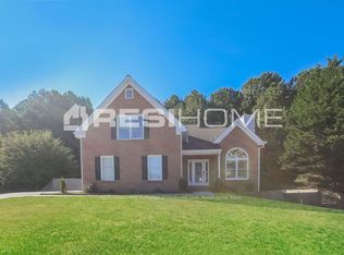 1545 Rose Pointe Dr, Loganville, GA 30052