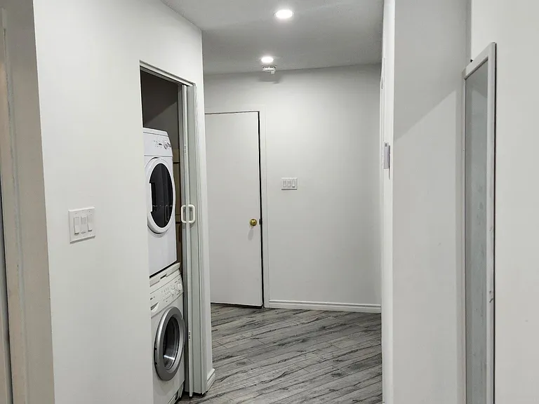 6 Wall Ct #MAIN — Photo 18