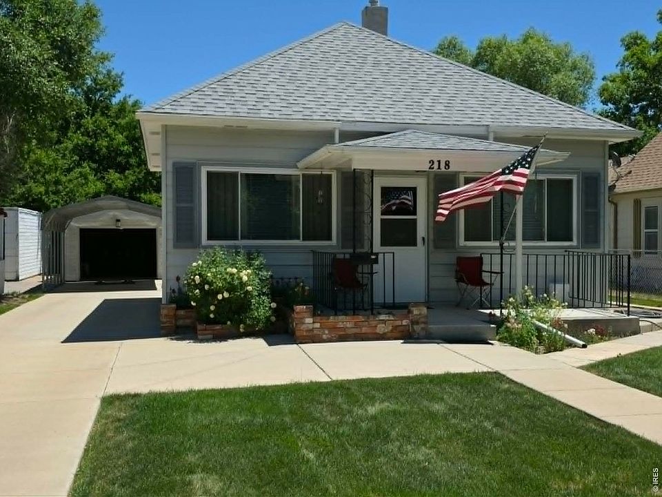 1st image of 218 Maple St