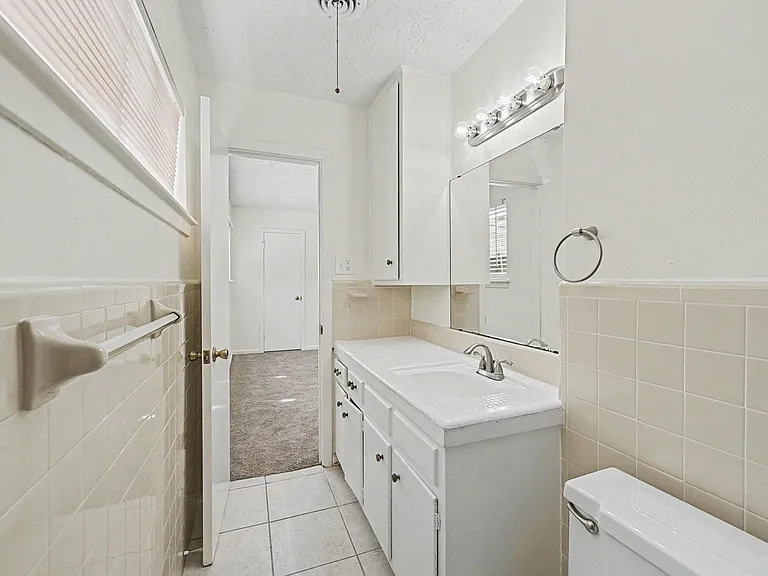 9315 Val Verde St — Photo 19